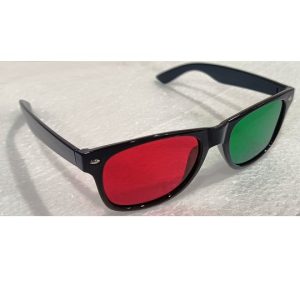 Red and Green Glasses